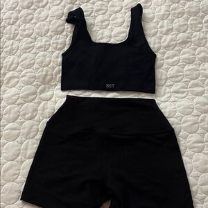 SET Active Black Sports Bra and Shorts Set